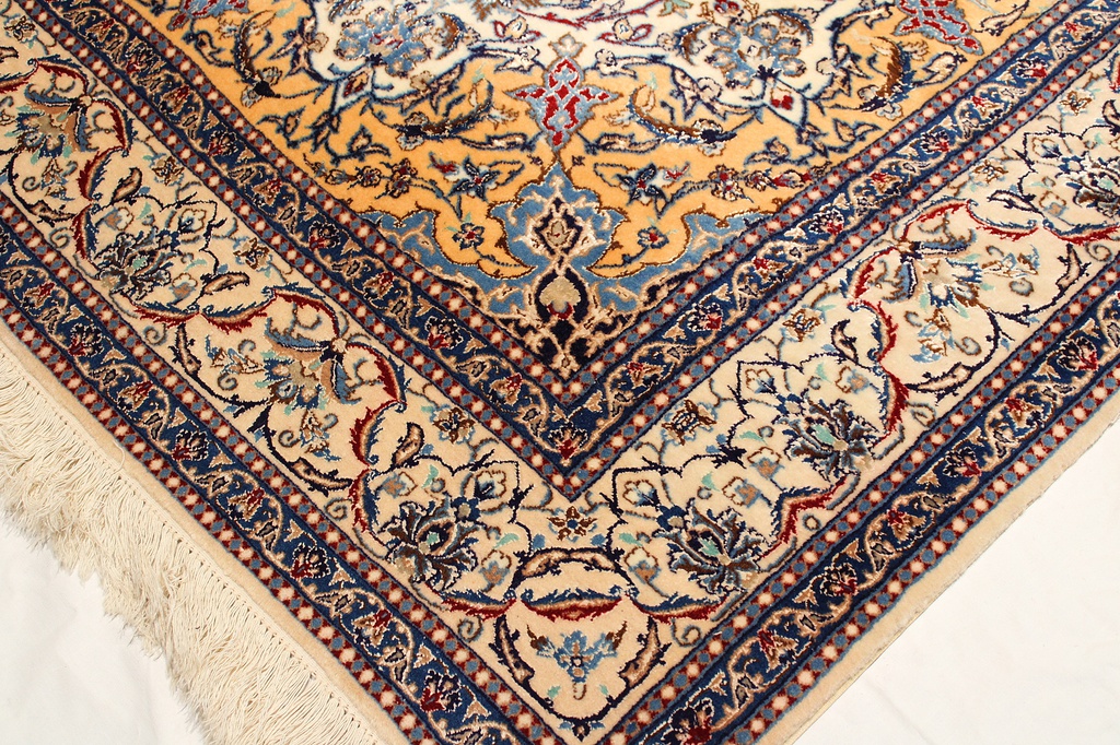 Nain-carpet-rug-kilimas-vilnonis-3.JPG
