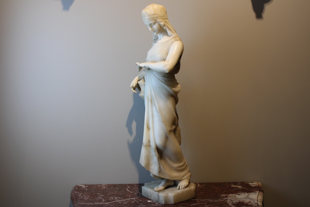 Antique-alabaster-sculpture-antikvarinė-alebastro-skulptūra-2.JPG