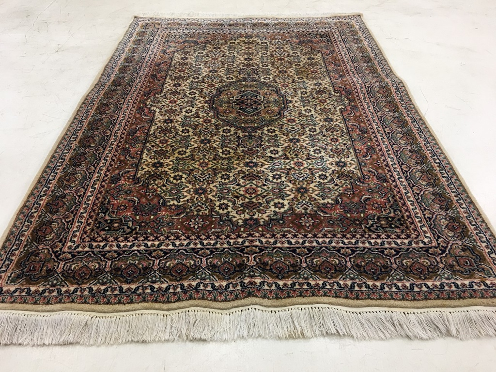 AP0222 kilimas 135x190 cm 300 (3).JPG