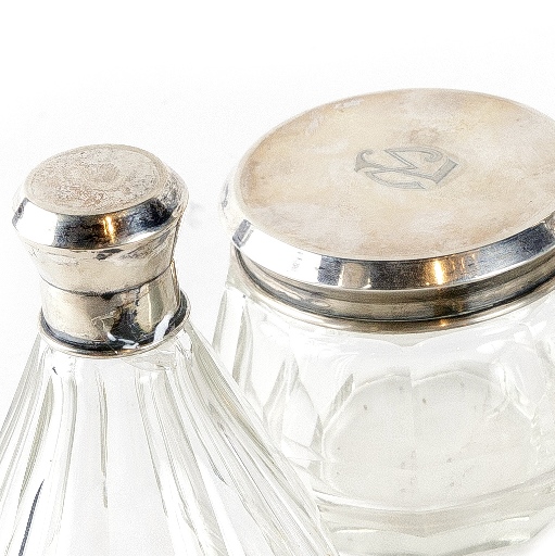silver-and-crystal-Dressing-table-set-sidabrinis-suku-ir kvepalu-rinkinys-6.jpg