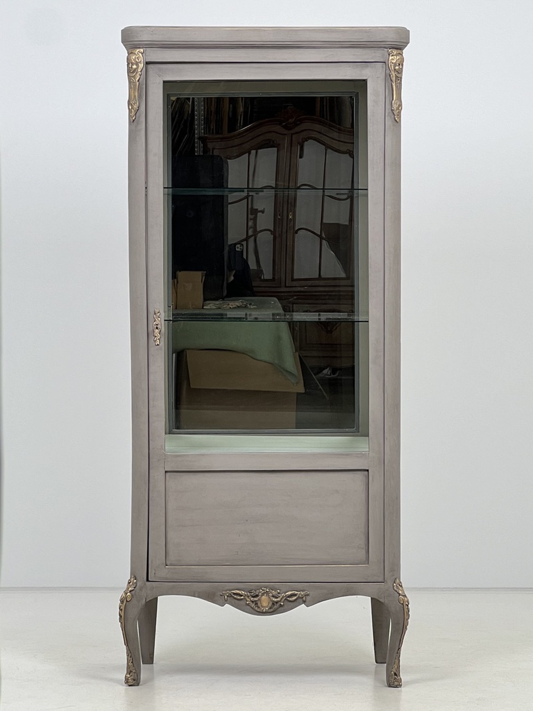 CE0758 vitrina 4.jpg