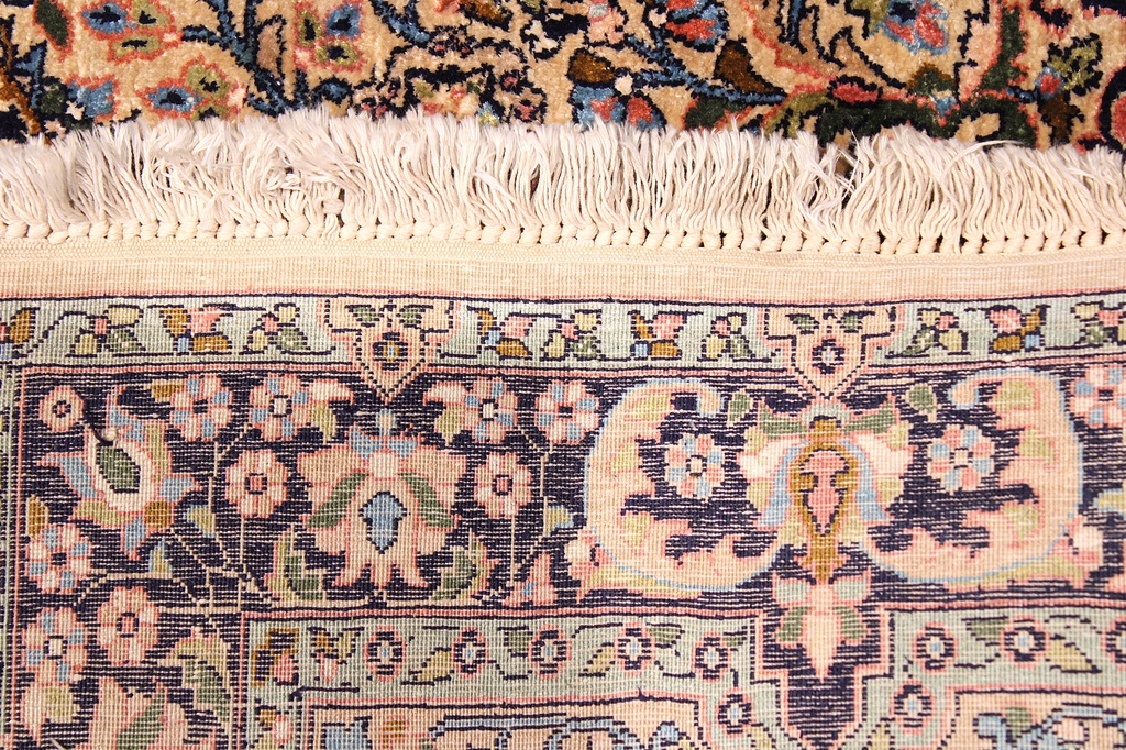 Kashmir-silk-carpet-rug-silkinis-kilimas-9.JPG
