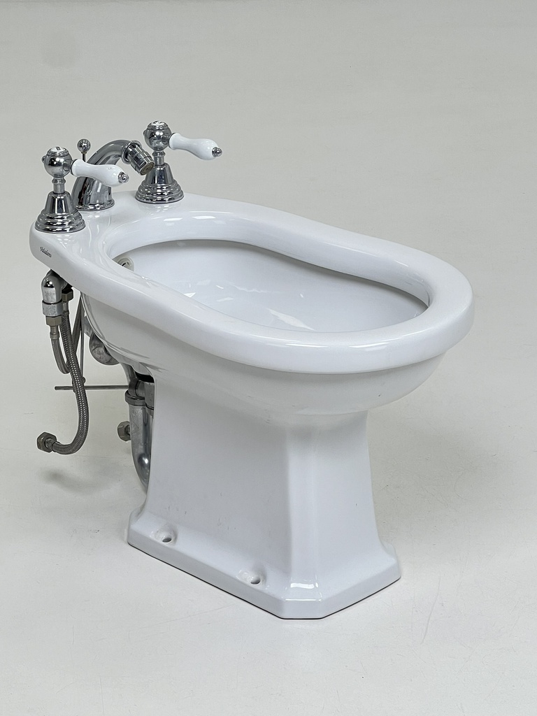 Bidet