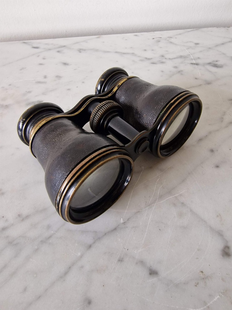 Binoculars