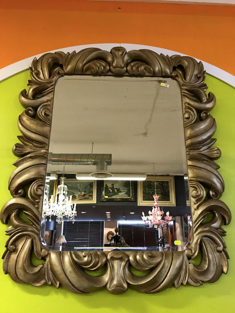 Sienas spogulis