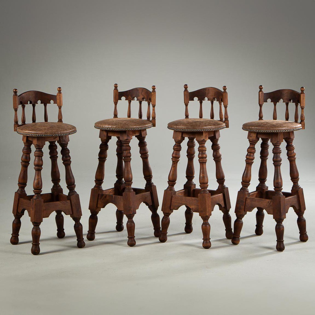 Bar stools (4 pcs)