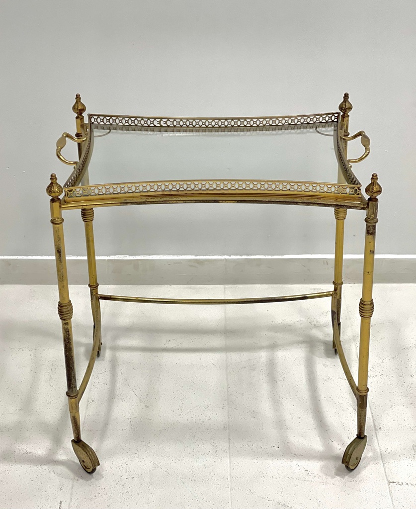 Serving Table