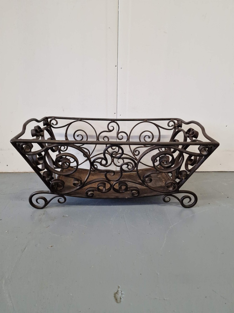 Fireplace base