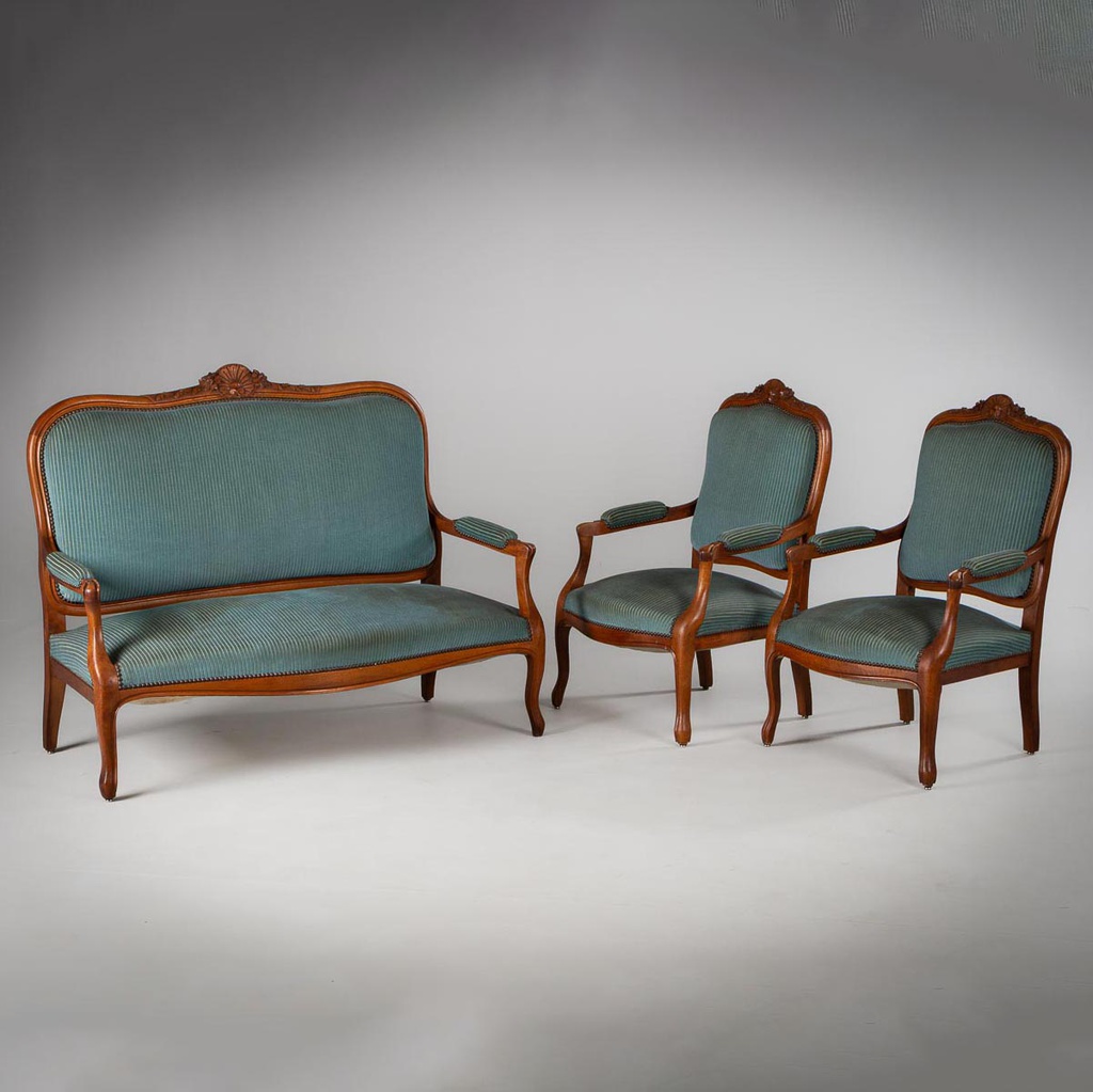Mīkstais atpūtas komplekts (Sofa + 2 krēsli)