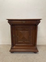 Serving cabinet